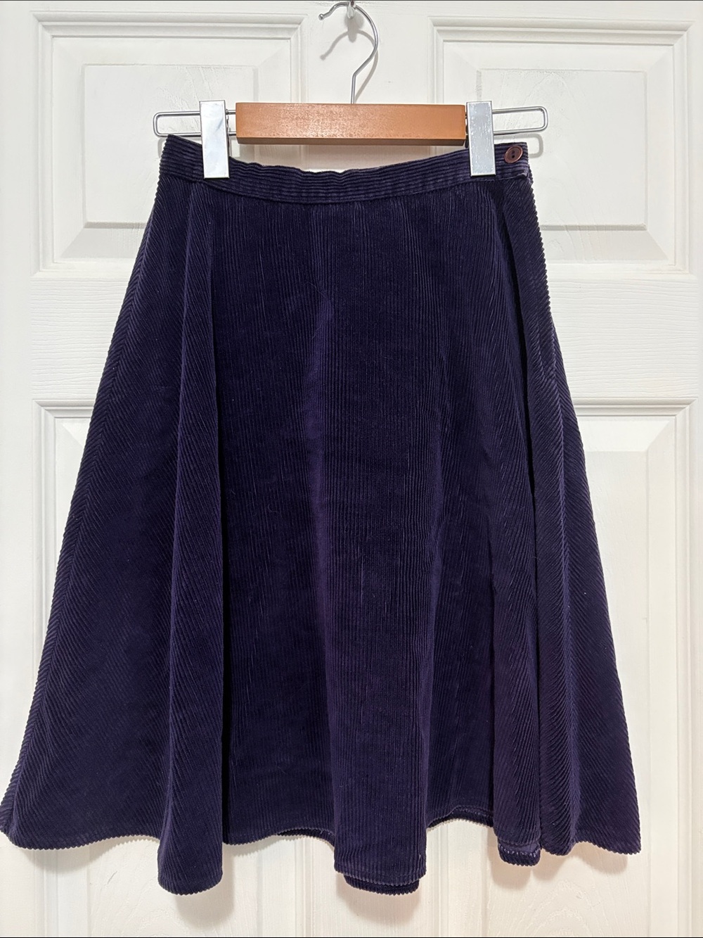 Vintage Union Made in Canada Women's Corduroy A-Line Skirt in Purple